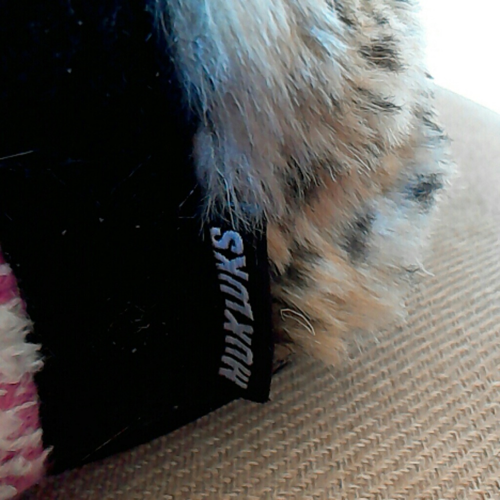 Mukluks Multi-Color Pull-On Boot Slippers - image 6